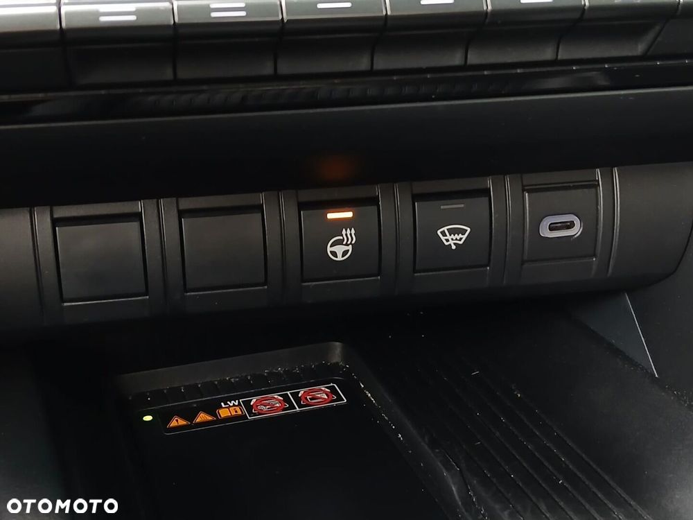 Toyota C-HR 1.8 Hybrid Executive - 36
