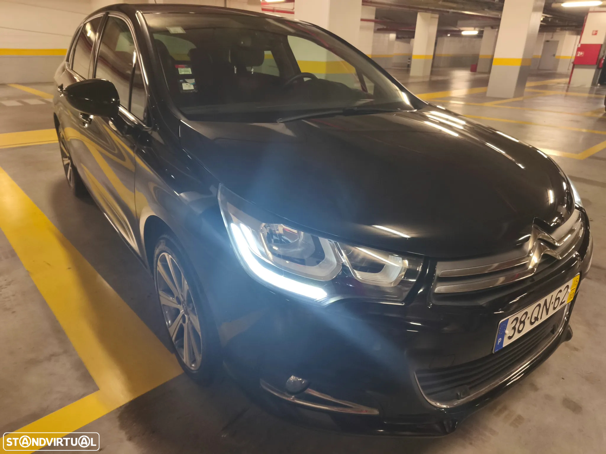Citroën C4 1.6 BlueHDi Shine - 27
