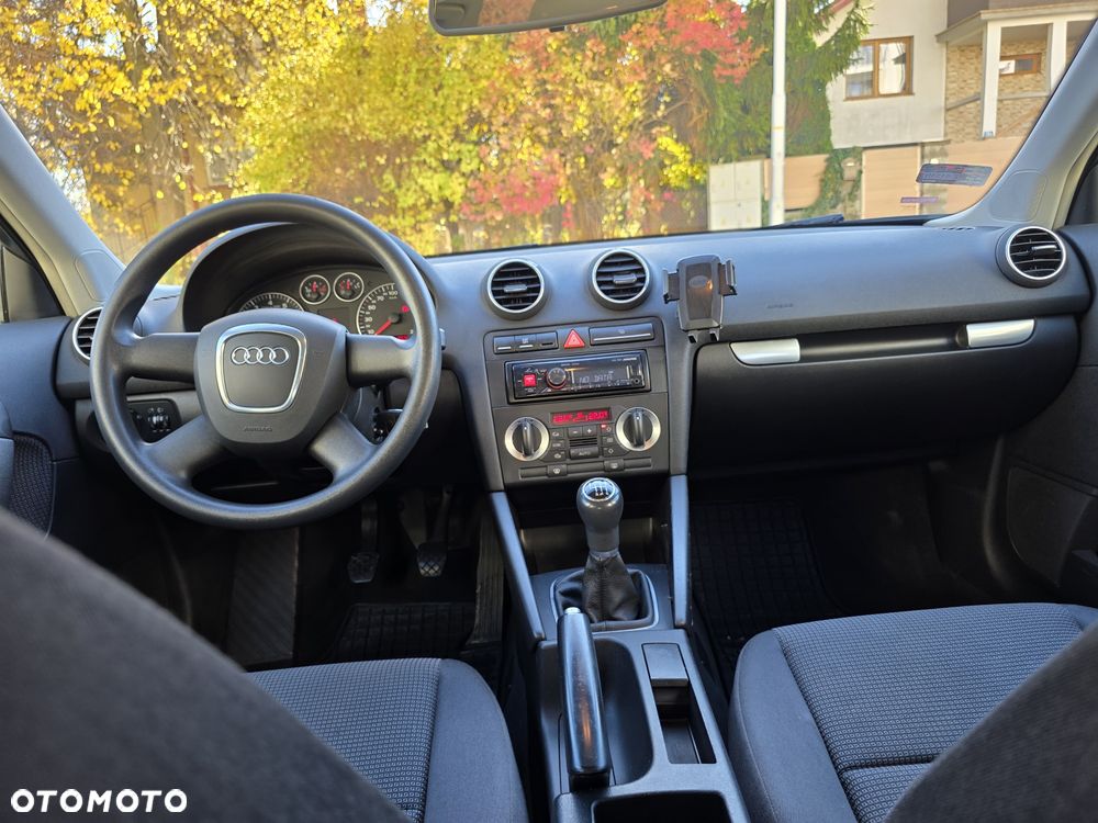 Audi A3 Sportback - 6