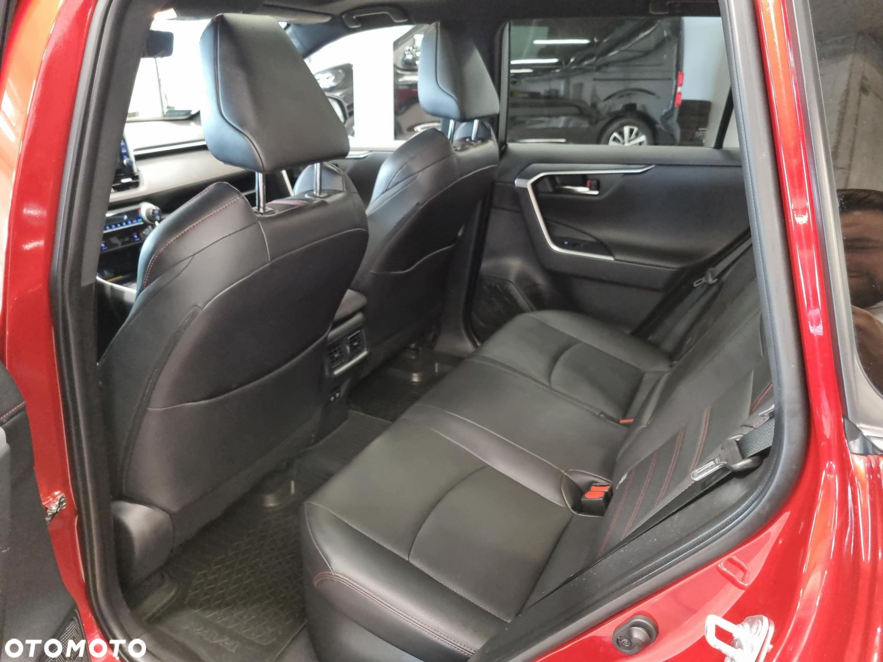 Toyota RAV4 - 12