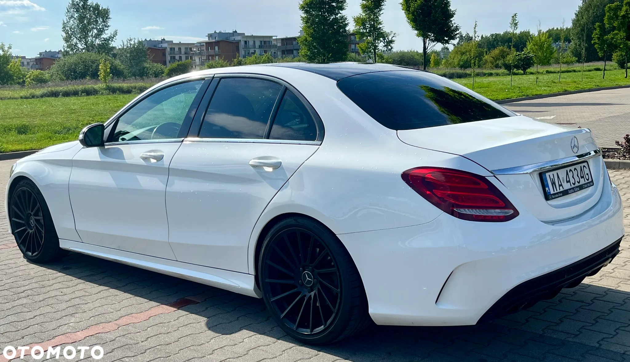 Mercedes-Benz Klasa C 300 7G-TRONIC - 3