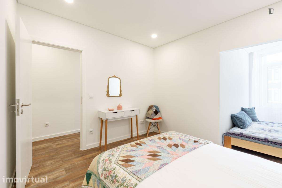 Apartamento com 2 quartos - localizado em Campanhã Porto - Grande imagem: 4/28