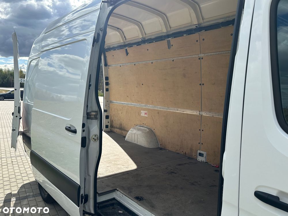 Mercedes-Benz Sprinter - 8
