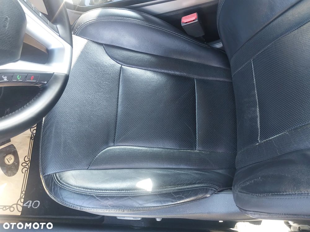 Hyundai i40 Kombi 1.7 CRDi Premium - 14