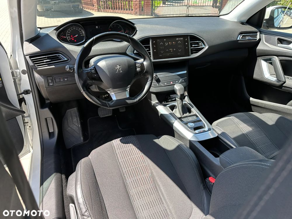Peugeot 308 - 7
