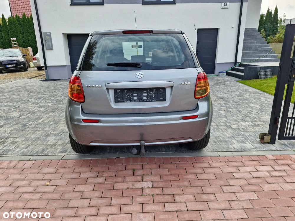 Suzuki SX4 - 9