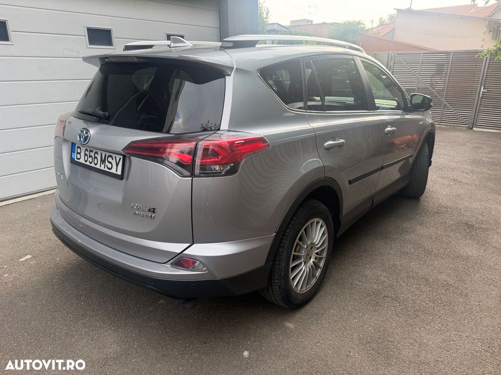 TOYOTA RAV4 2018 — imagine 4