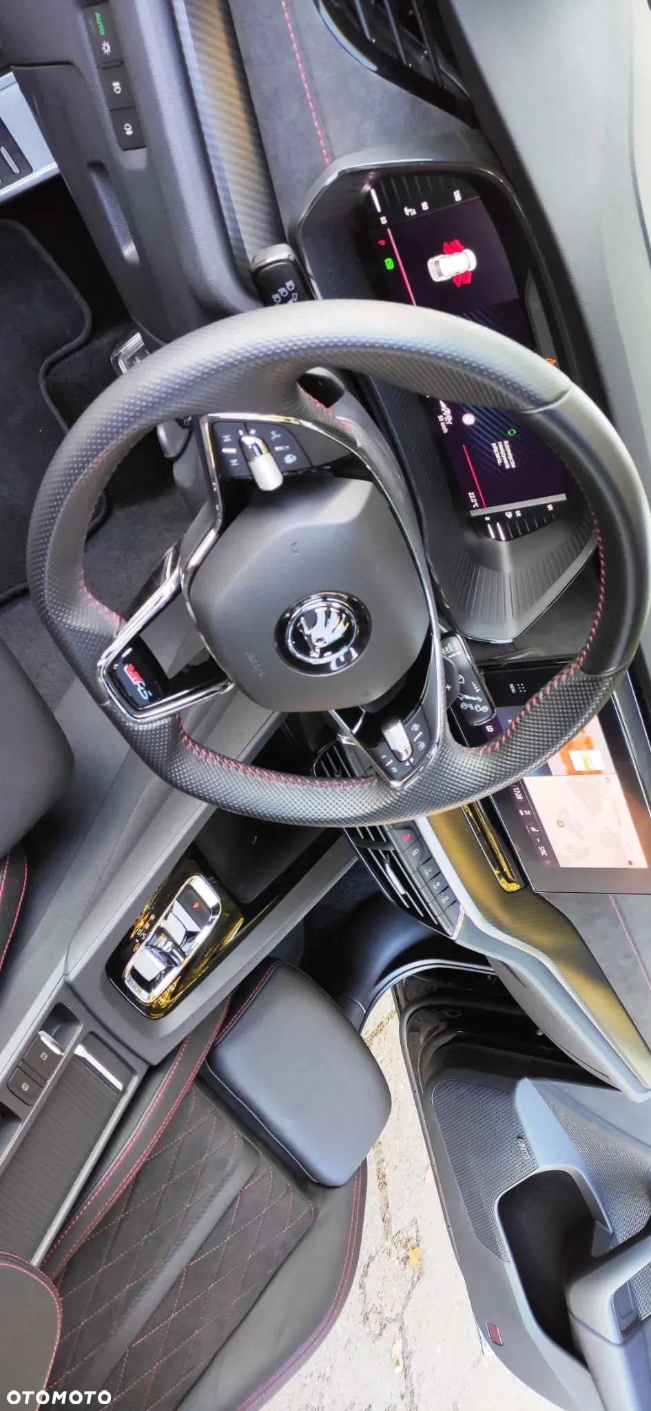 Skoda Octavia 2.0 TDI DSG RS Plus - 13