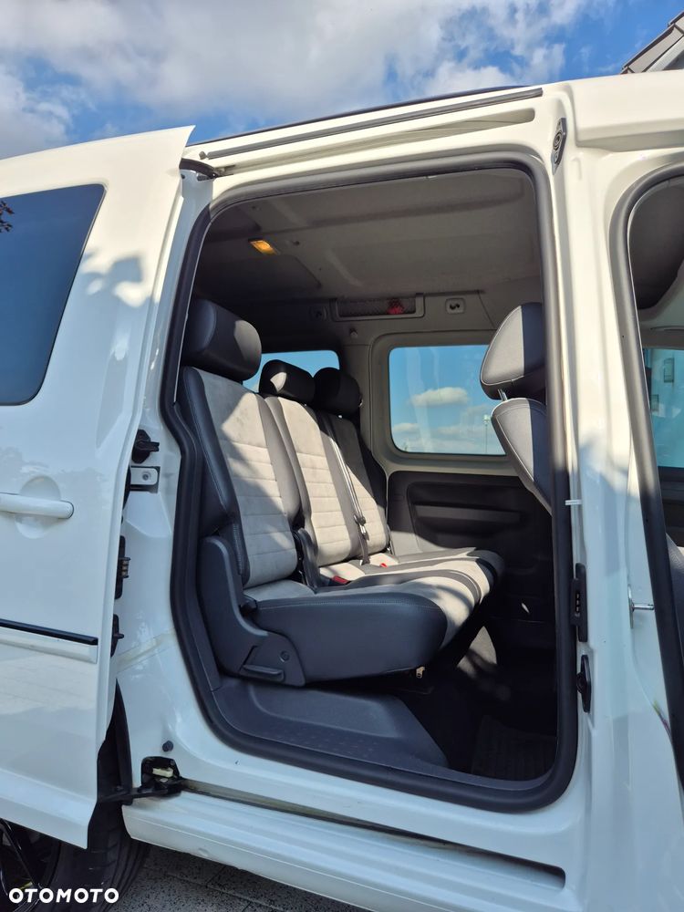 Volkswagen Caddy Comfortline Edition 4Motion DSG - 11