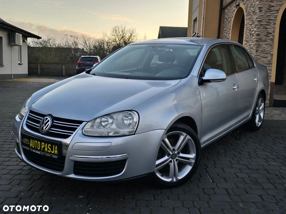 Volkswagen Jetta 1.6 United - 2