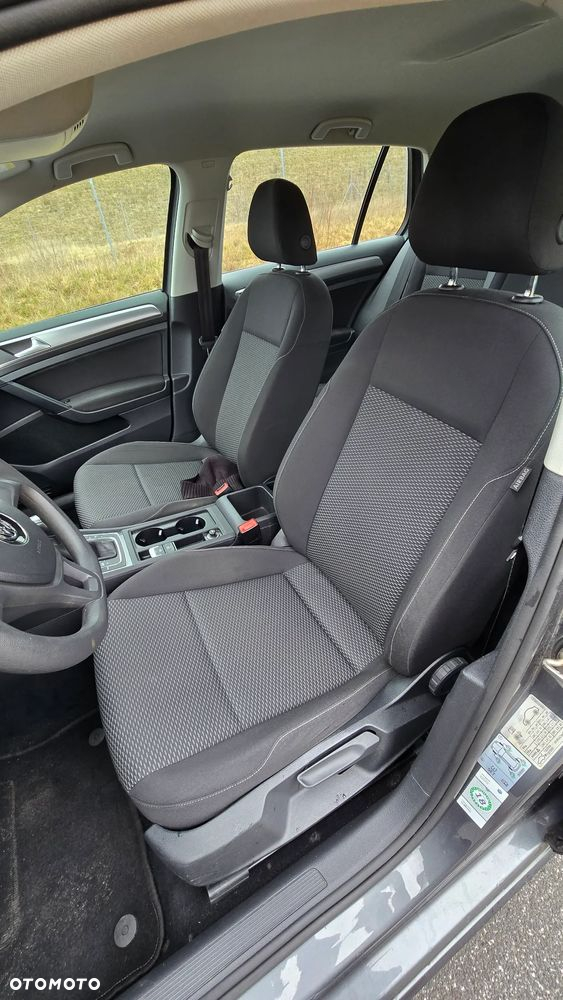 Volkswagen Golf 1.6 TDI DSG Sound - 15