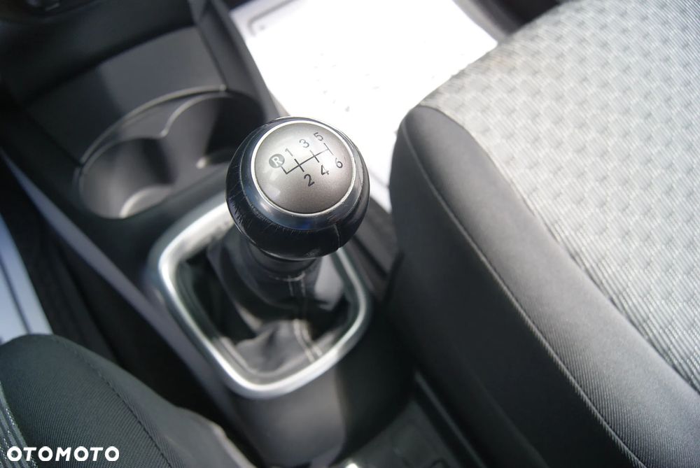 Toyota Yaris 1.33 Premium EU6 - 25