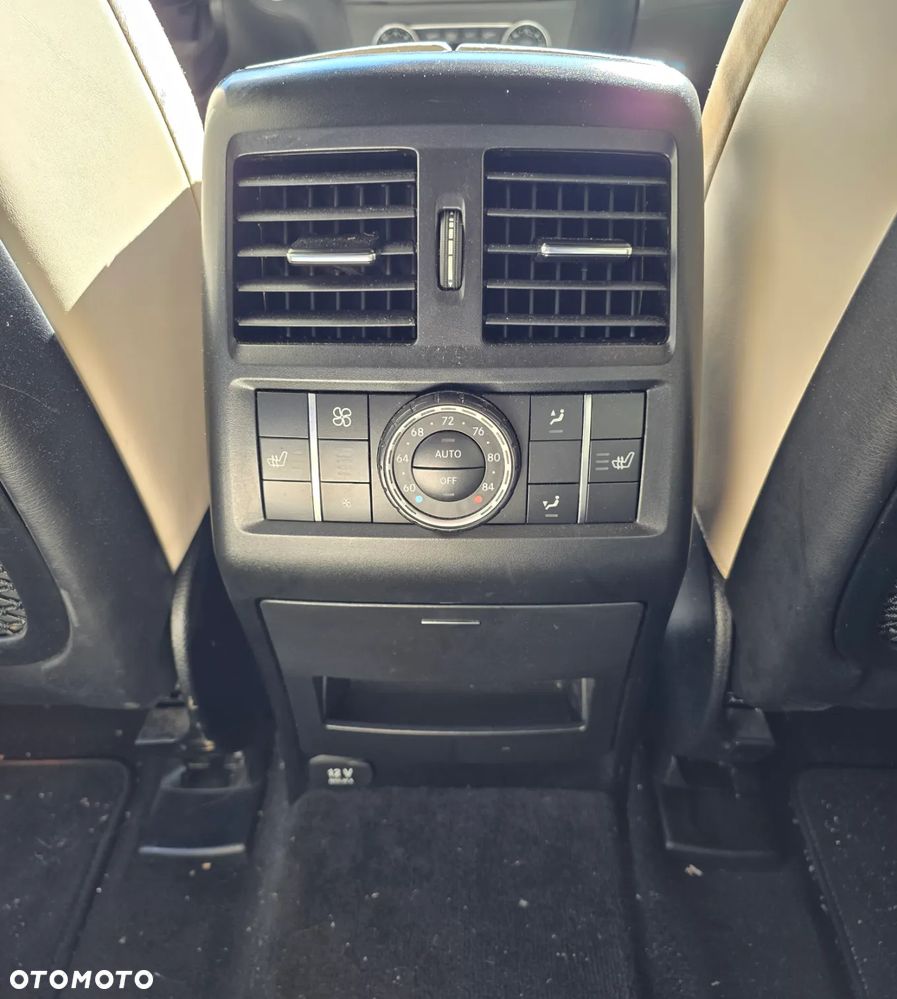 Mercedes-Benz GL 500 4Matic (BlueEFFICIENCY) 7G-TRONIC - 16