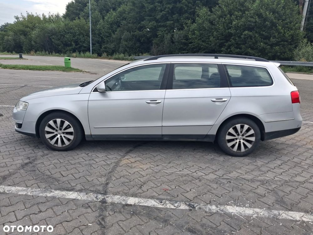Volkswagen Passat 2.0 Blue TDI SCR Comfortline - 3
