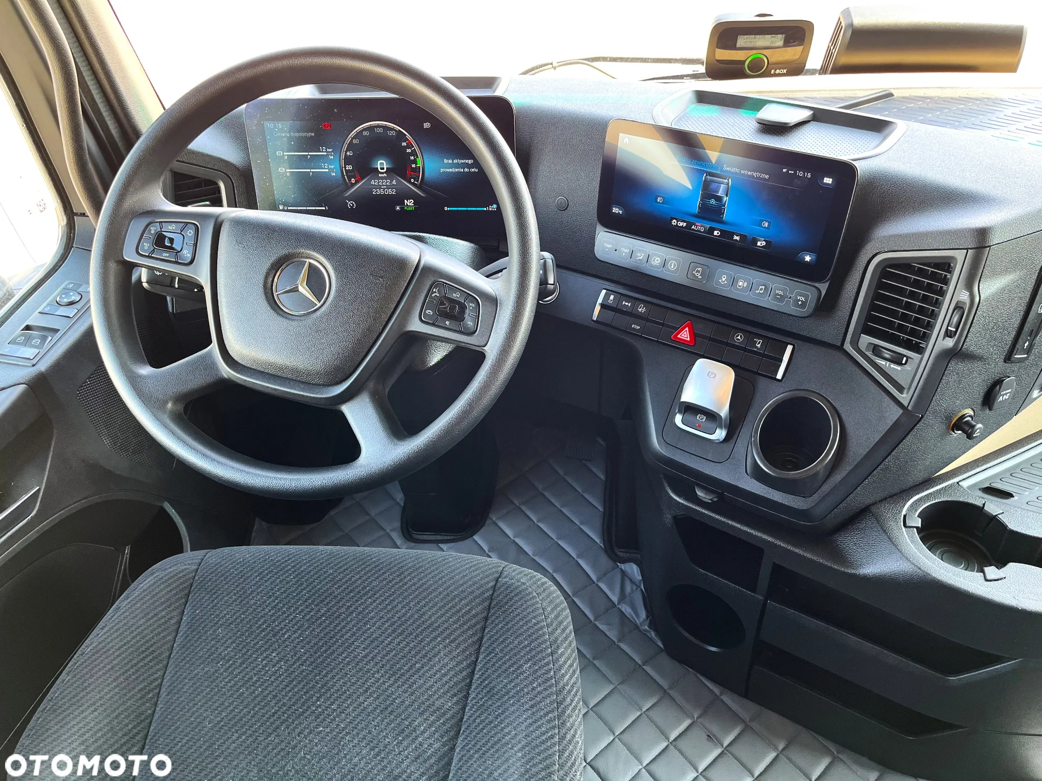 Mercedes-Benz Actros - 10