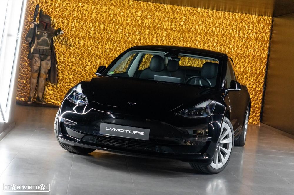 Tesla Model 3 - 6