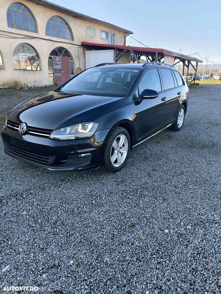Volkswagen Golf 1.6 TDI BlueMotion Technology DSG Comfortline - 2