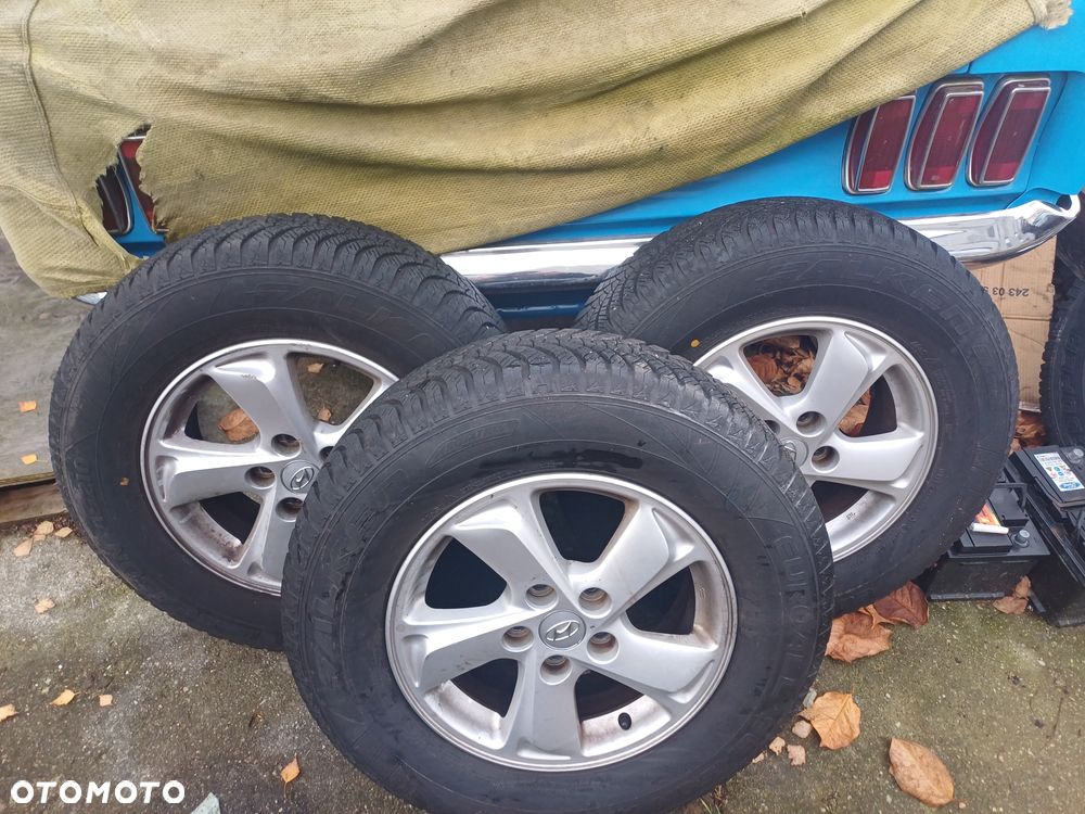 Hyundai ix35 1.7 CRDi 2WD blue Finale Silver - 23