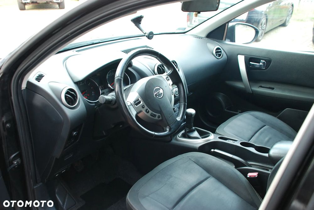Nissan Qashqai - 8