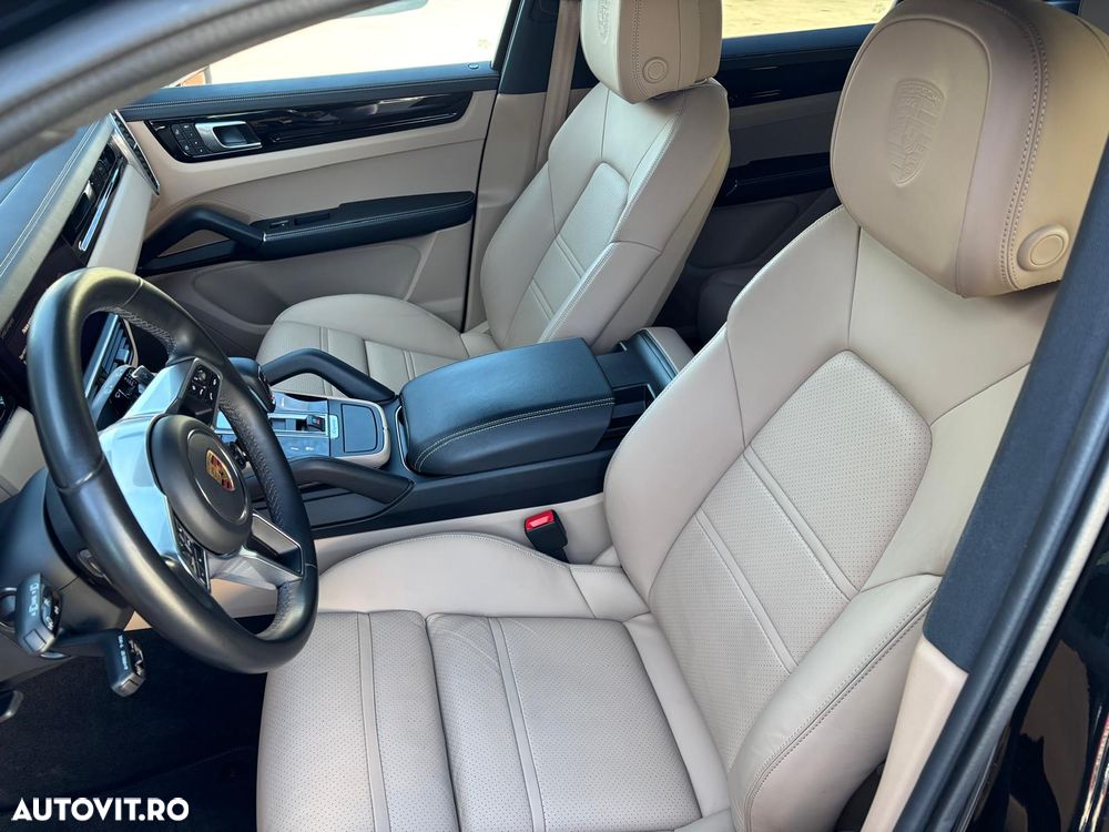 Porsche Cayenne Tiptronic S Platinum Edition - 13