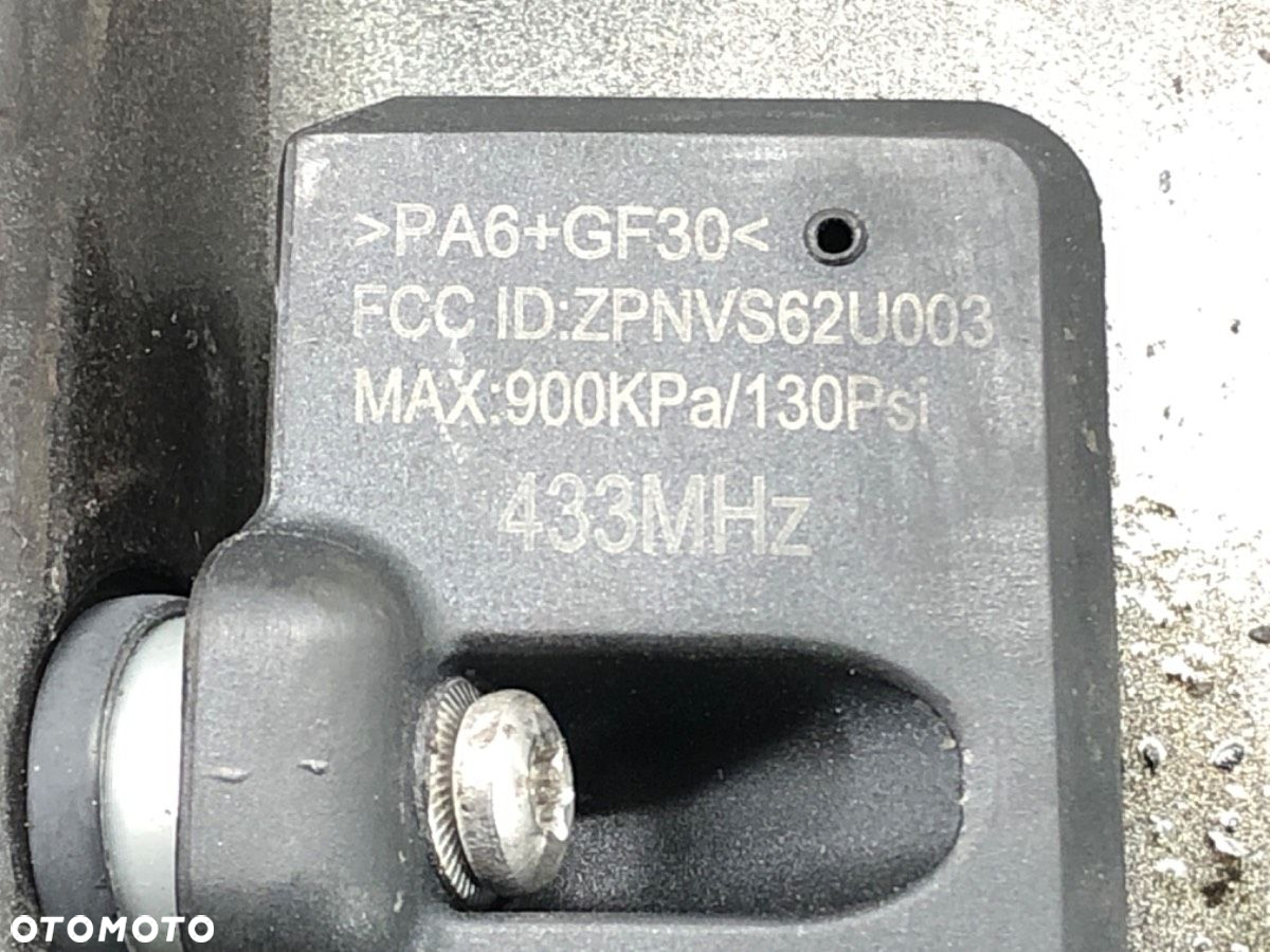 FELGI ALUMINIOWE KOMPLET 17 7.5J 5X114.3 ET60 ŚRODEK CENTR. 67 - 1043.00 PLN - MAZDA 6 Kombi (GH) - 10