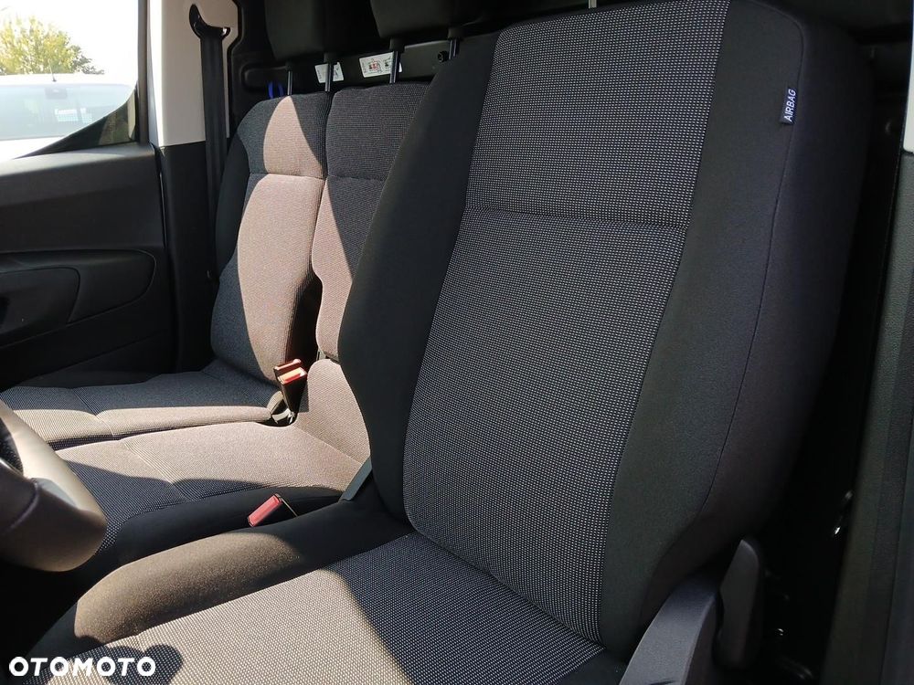 Toyota PROACE CITY - 38