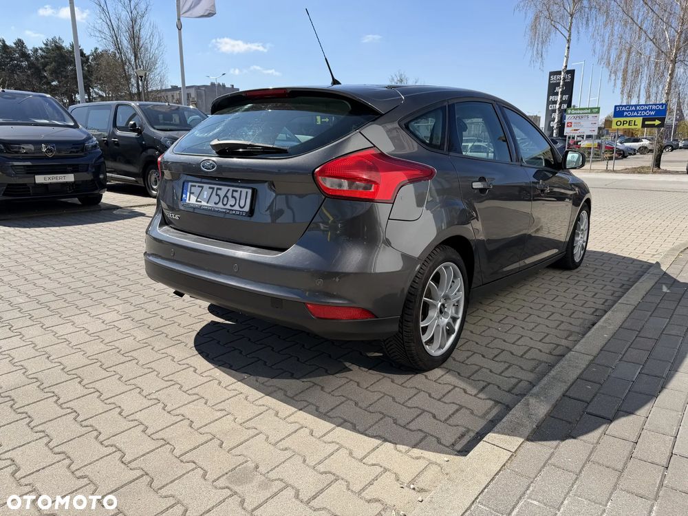 Ford Focus - 5