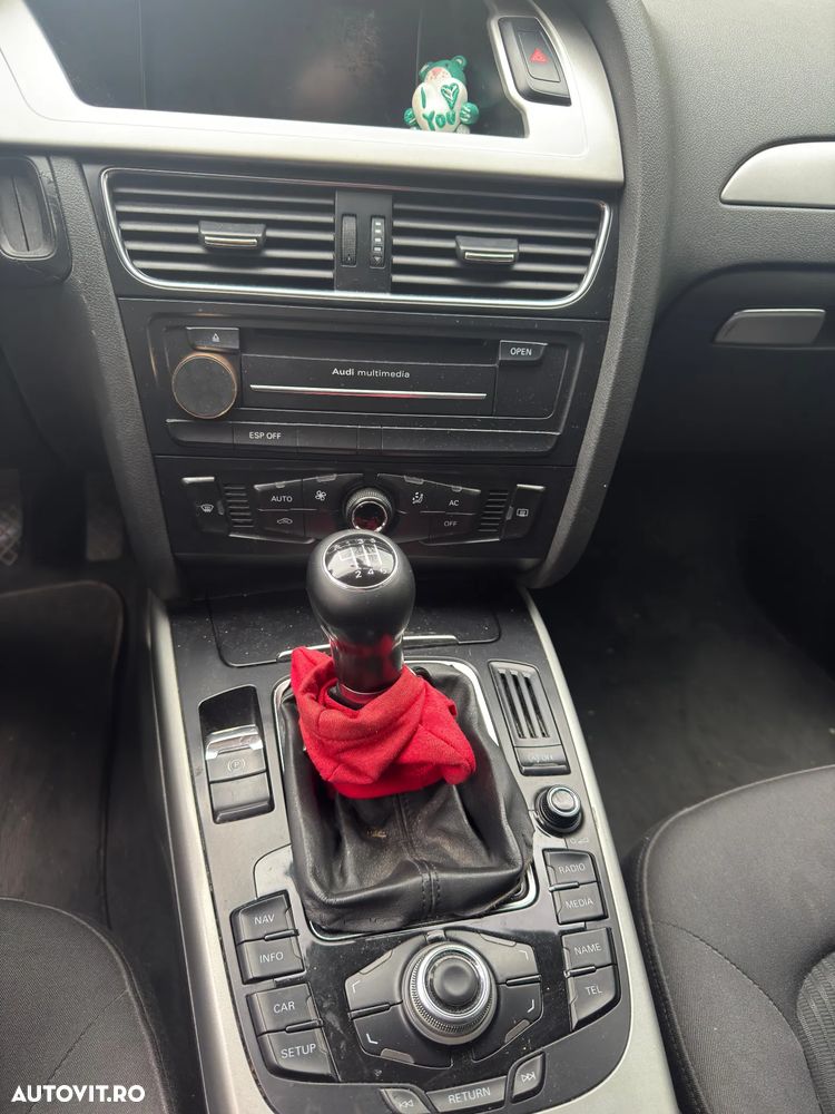 Audi A4 2.0 TDI DPF Ambiente - 9