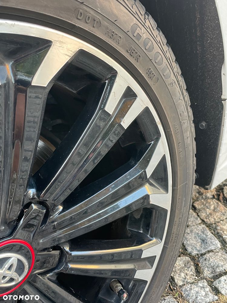 Toyota Corolla 2.0 Hybrid GR Sport - 22