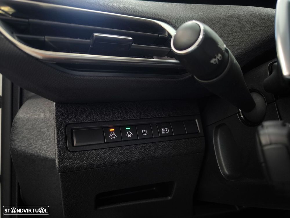 Peugeot 3008 1.6 Hybrid GT Pack e-EAT8 - 25