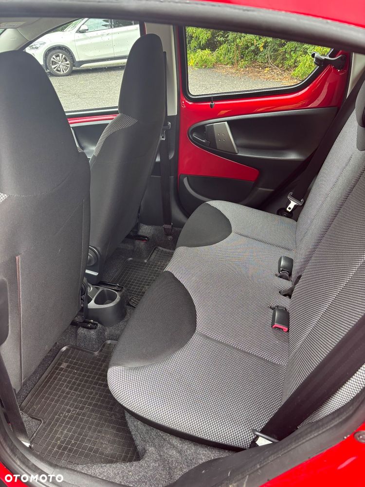 Toyota Aygo - 14