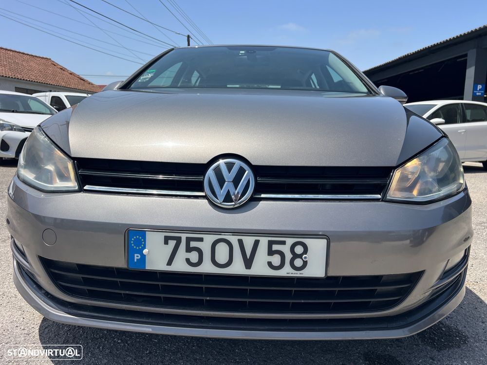 VW Golf 1.6 TDi Trendline DSG - 11