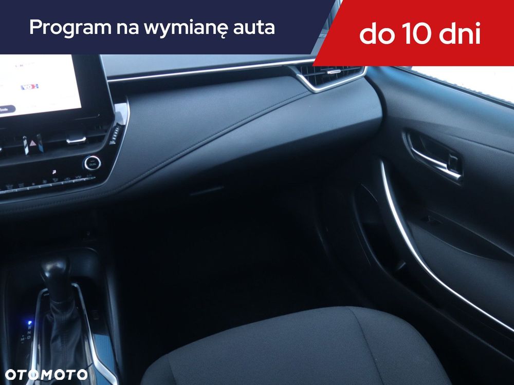 Toyota Corolla - 10