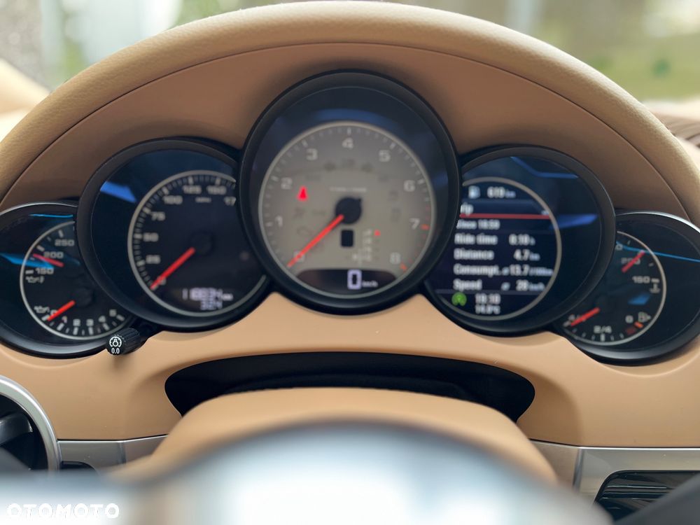 Porsche Cayenne S Platinum Edition - 27