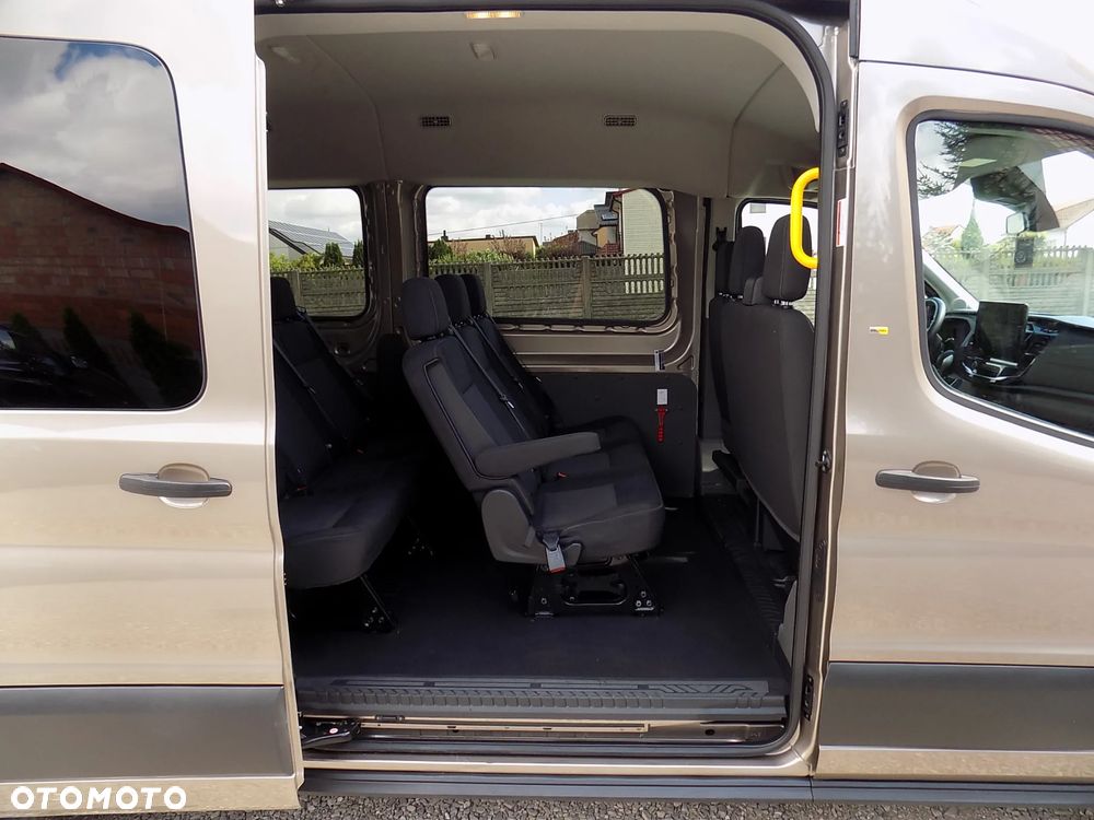 Ford Transit Kombi L3H2 Limited - 33