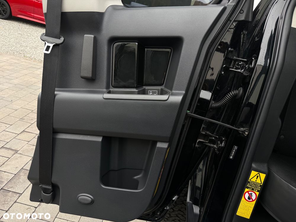 Toyota FJ 2011