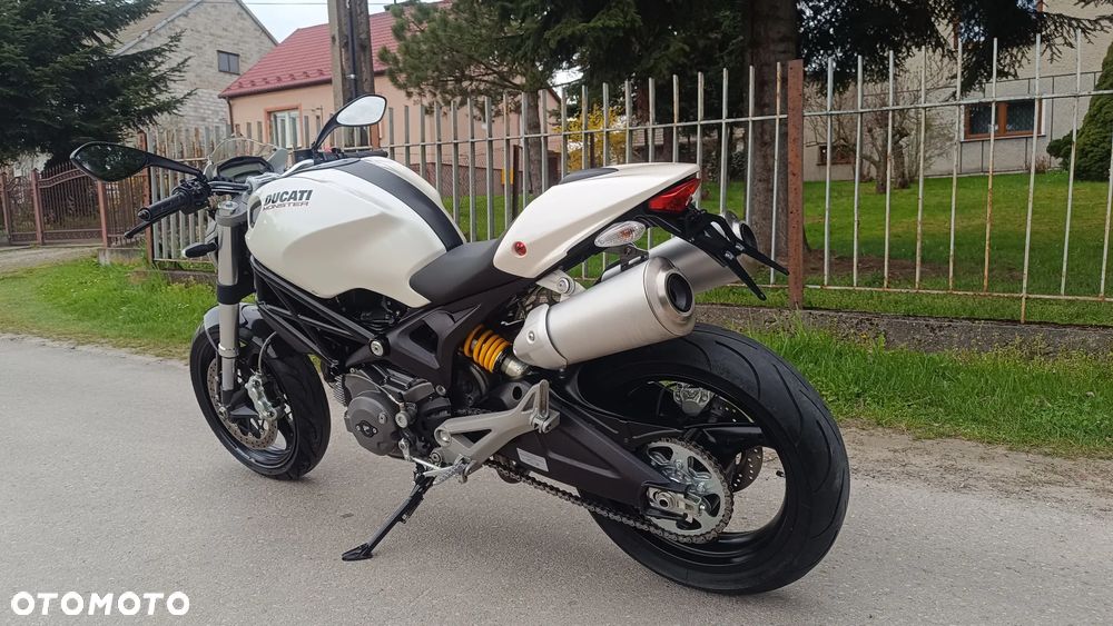Ducati Monster - 3