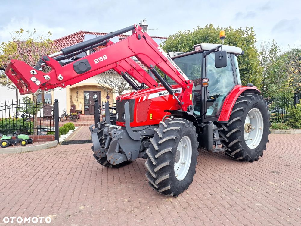 Massey Ferguson 6460, 2013r.,125KM