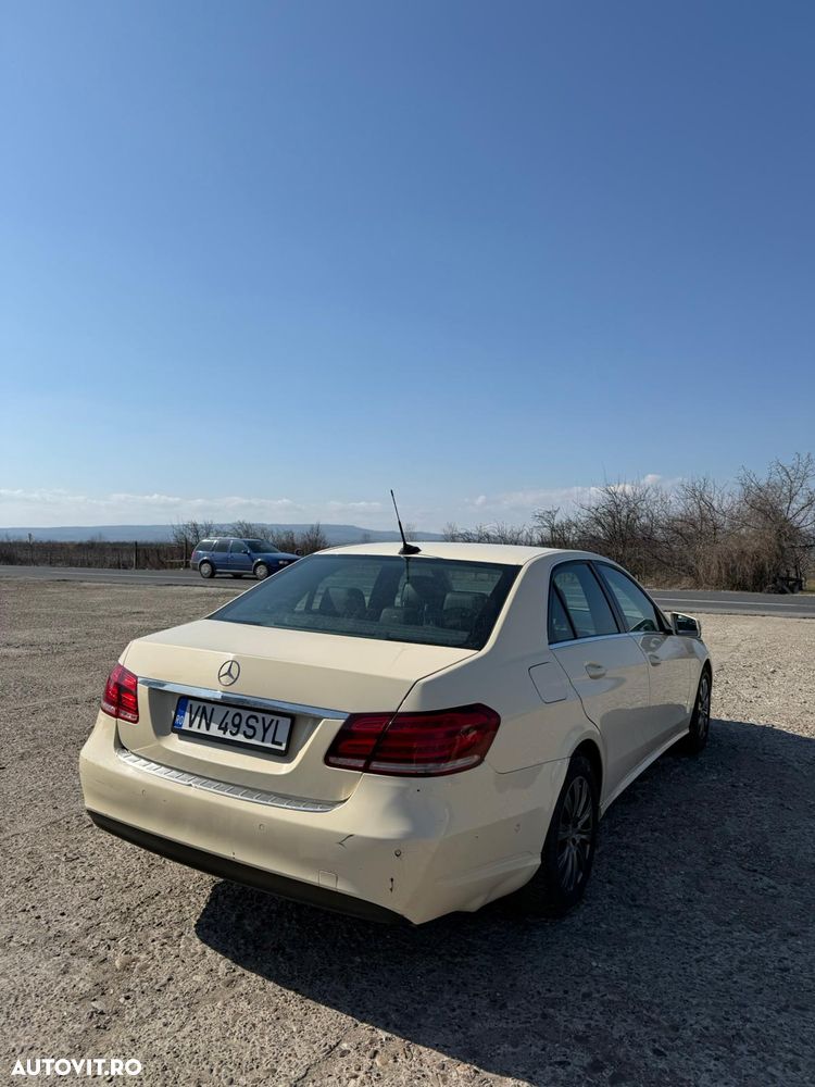 Mercedes-Benz E 200 BlueTEC 7G-TRONIC - 2