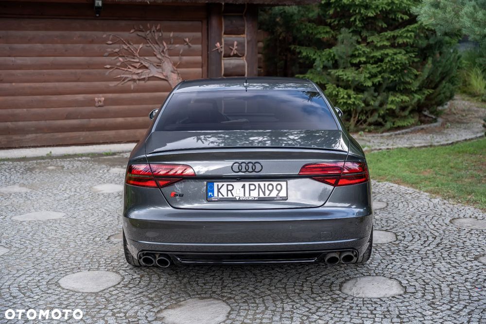 Audi S8 Plus 4.0 TFSI Quattro - 7