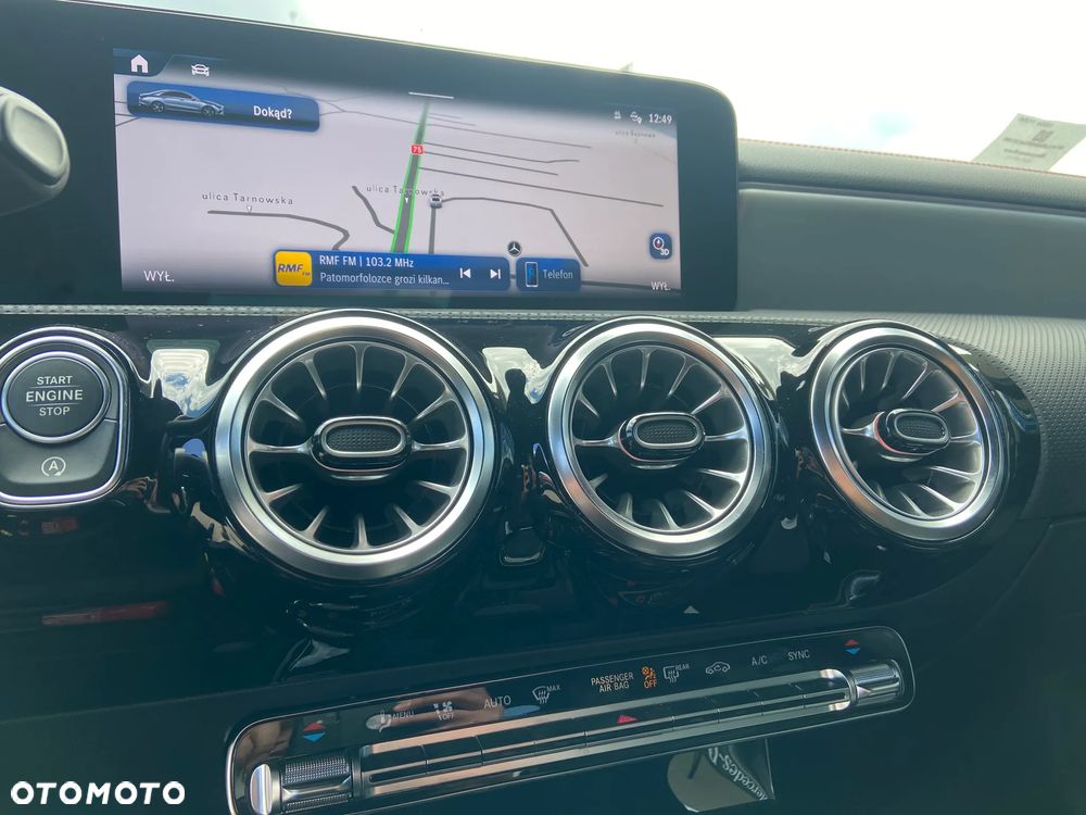 Mercedes-Benz CLA 200 AMG Line 7G-DCT - 13