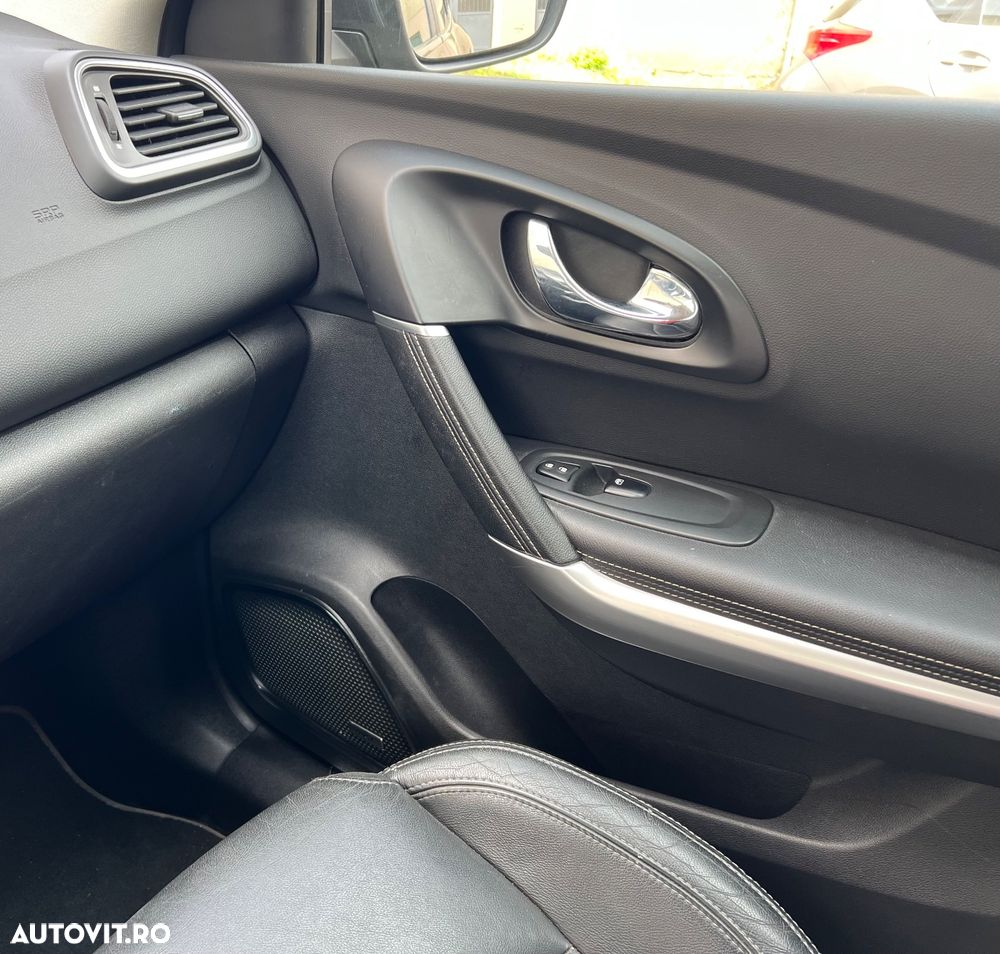 Renault Kadjar Energy dCi 130 4x4 Bose Edition - 13