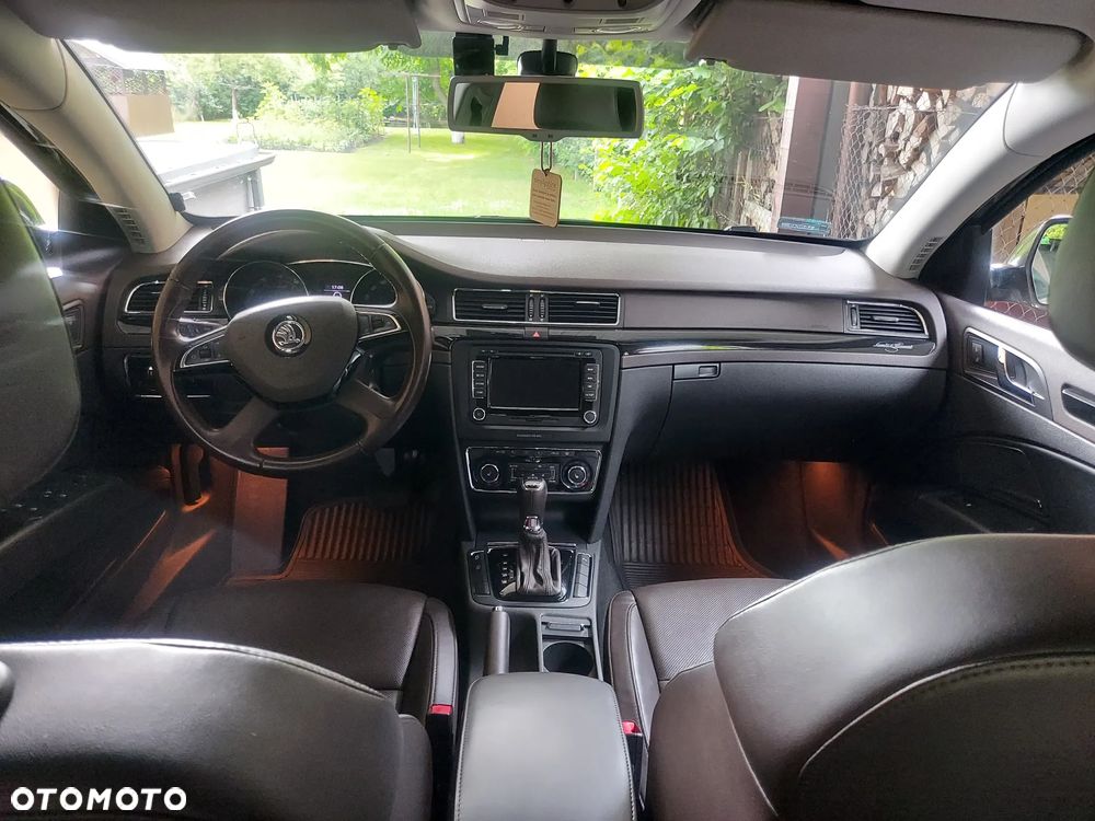 Skoda Superb 2.0 TSI L&K DSG - 15