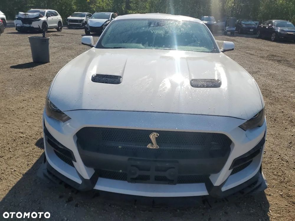 Ford Mustang 5.0 V8 GT - 5