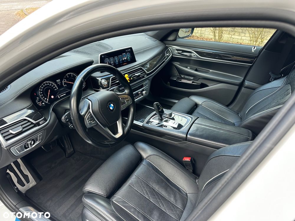 BMW Seria 7 740d xDrive - 15