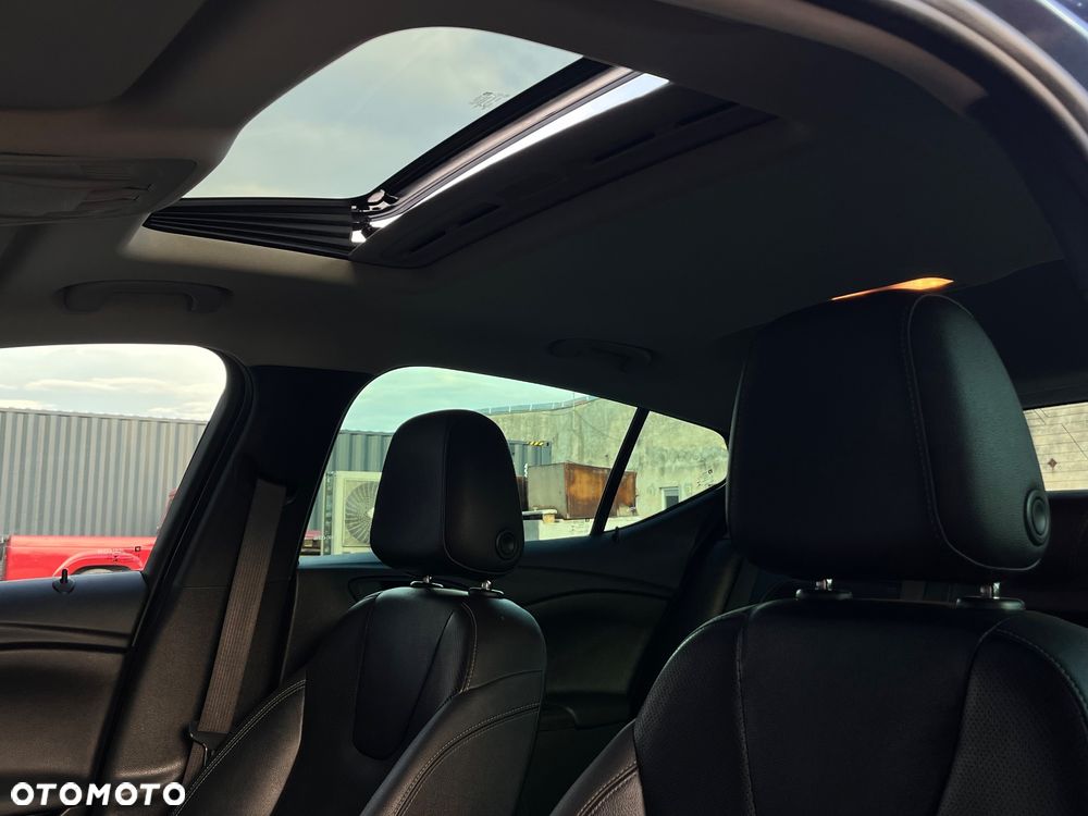 Opel Astra 1.6 BiTurbo D (CDTI) Start/Stop Dynamic - 35