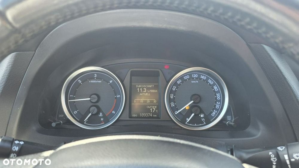 Toyota Auris - 11