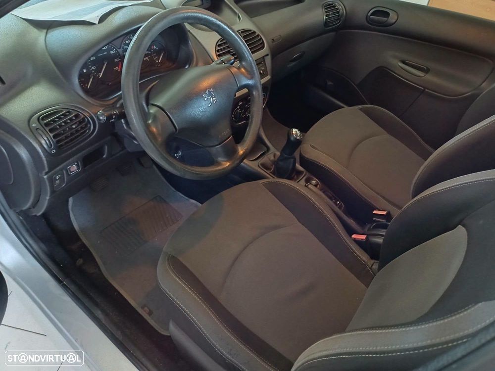 Peugeot 206 1.4 XT - 7