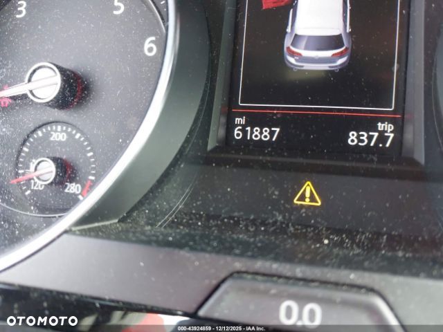 Volkswagen Golf GTI (BlueMotion Technology) DSG - 17