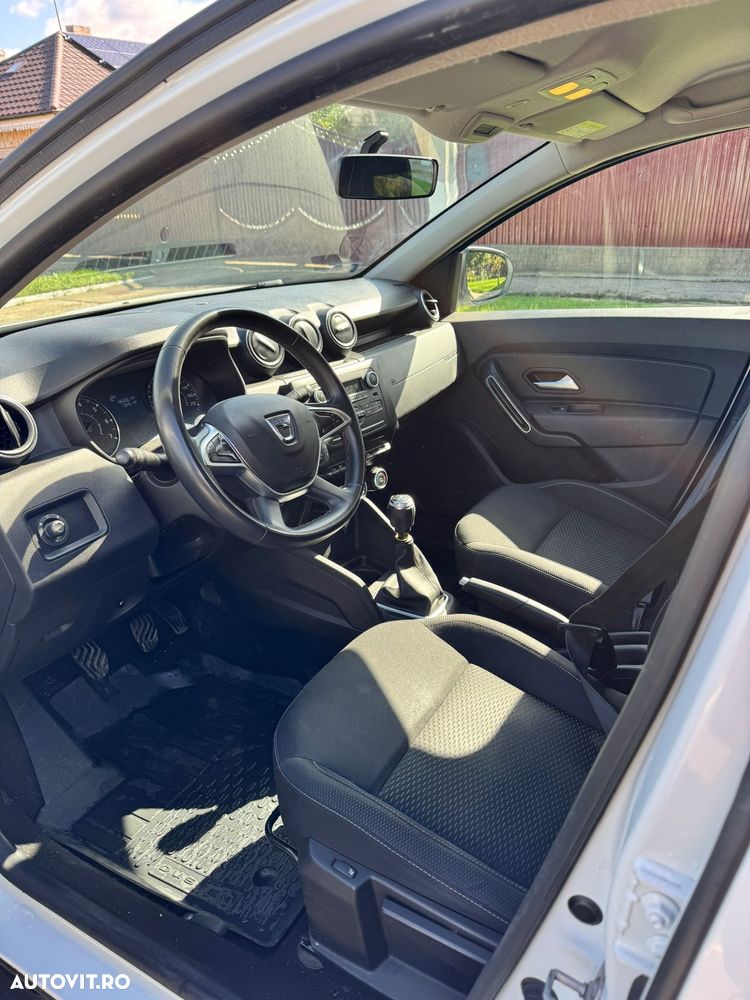 Dacia Duster 1.5 dCi 4WD Comfort - 9